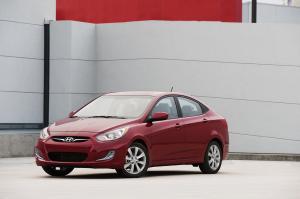 Hyundai Accent 2012 года
